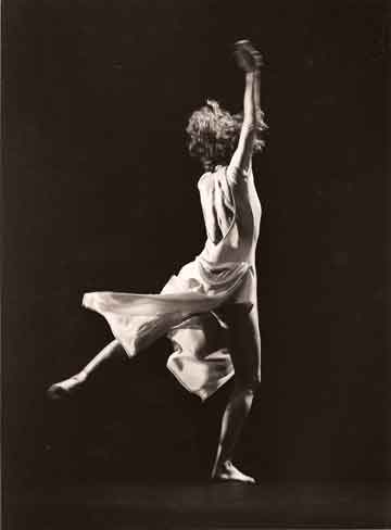 Trisha Brown Dance Company Launches Bard SummerScape 2014 with Proscenium Works: 1979&ndash;2011 on June 27<br />