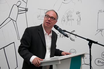 Charles Esche, Van Abbemuseum Director and 2014 Sao Paulo Bienal Curator, to Receive the Center for Curatorial Studies at Bard College 2014 Audrey Irmas Award for Curatorial Excellence<br />