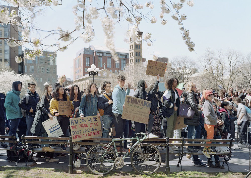 An-My L&ecirc;,&nbsp;<em>Fragment VII: High School Students Protesting Gun Violence, Washington Square Park, New York</em>&nbsp;(2018). Courtesy of the artist and Marian Goodman Gallery. &copy;2020 An-My L&ecirc;.