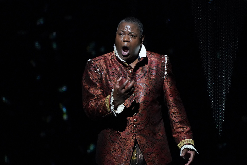 Bass-baritone Alfred Walker sang the title role in Saint-Saëns’s <em>Henri Vlll</em>, directed by Jean-Romain Vesperini, at Bard SummerScape. Photo by Stephanie Berger