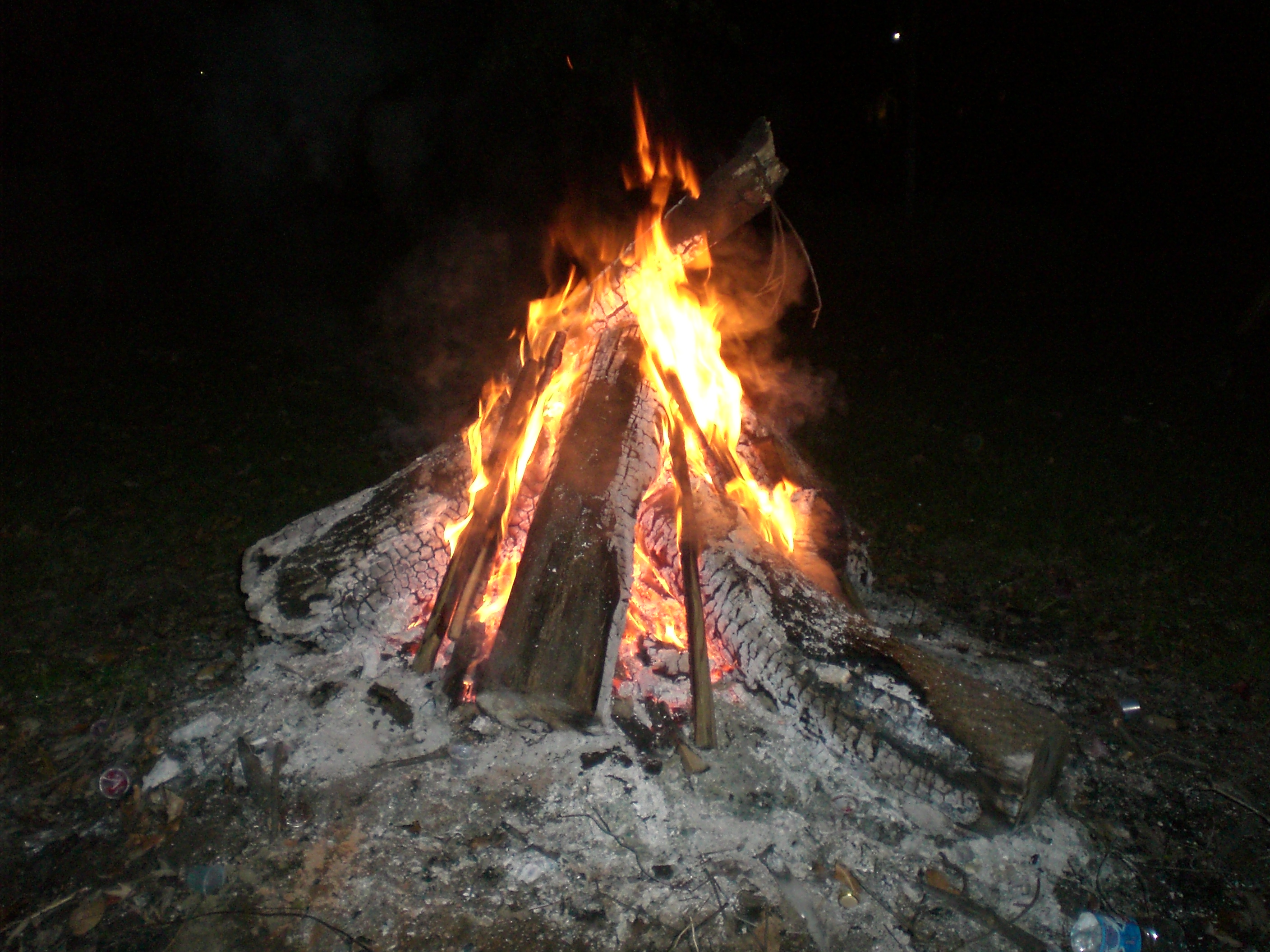 Community Garden Bonfire Pot-roast and Acoustic Night
