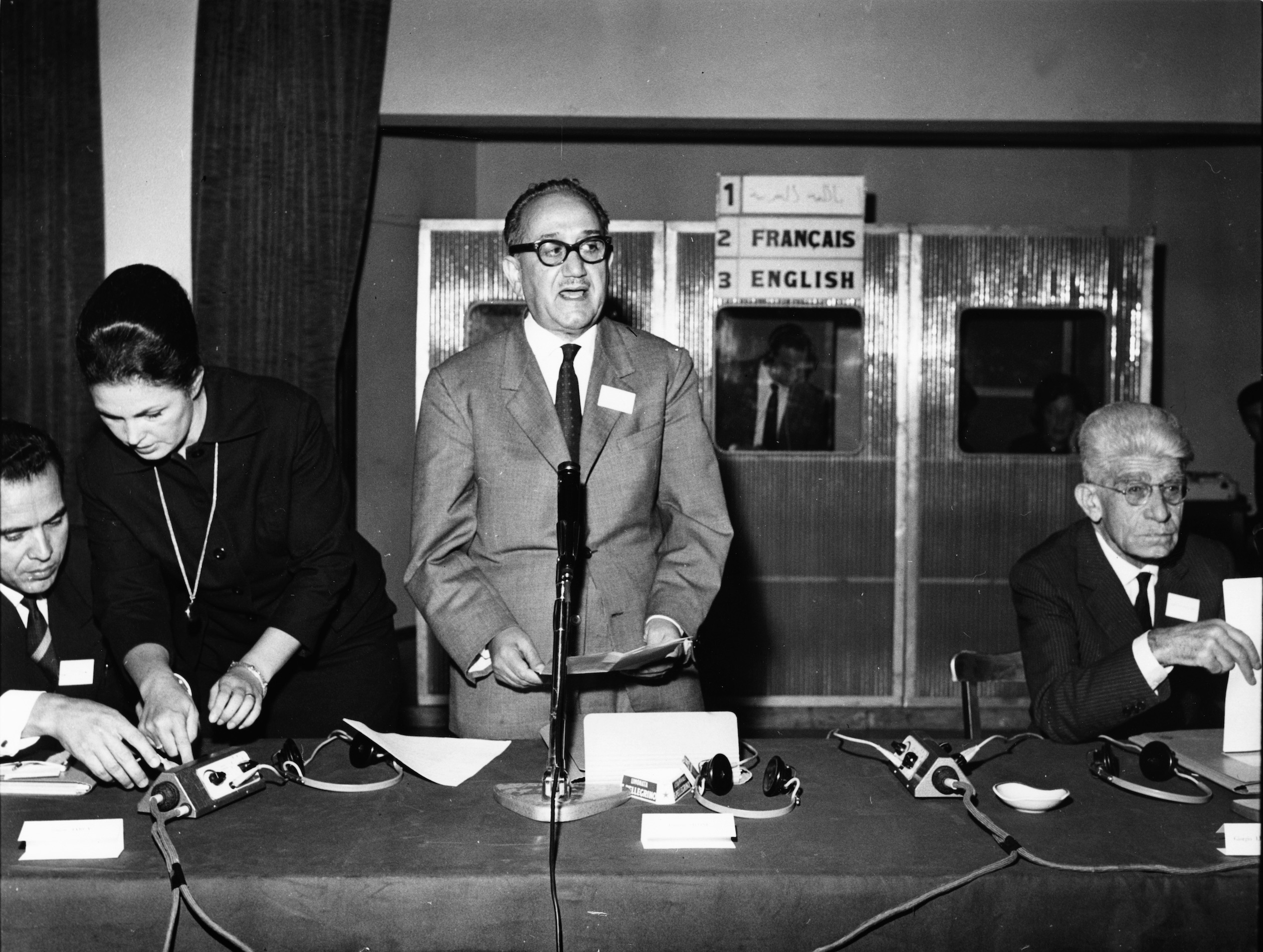 "Modernism in Translation: Poetry and Politics in Beirut's Belle &Eacute;poque"