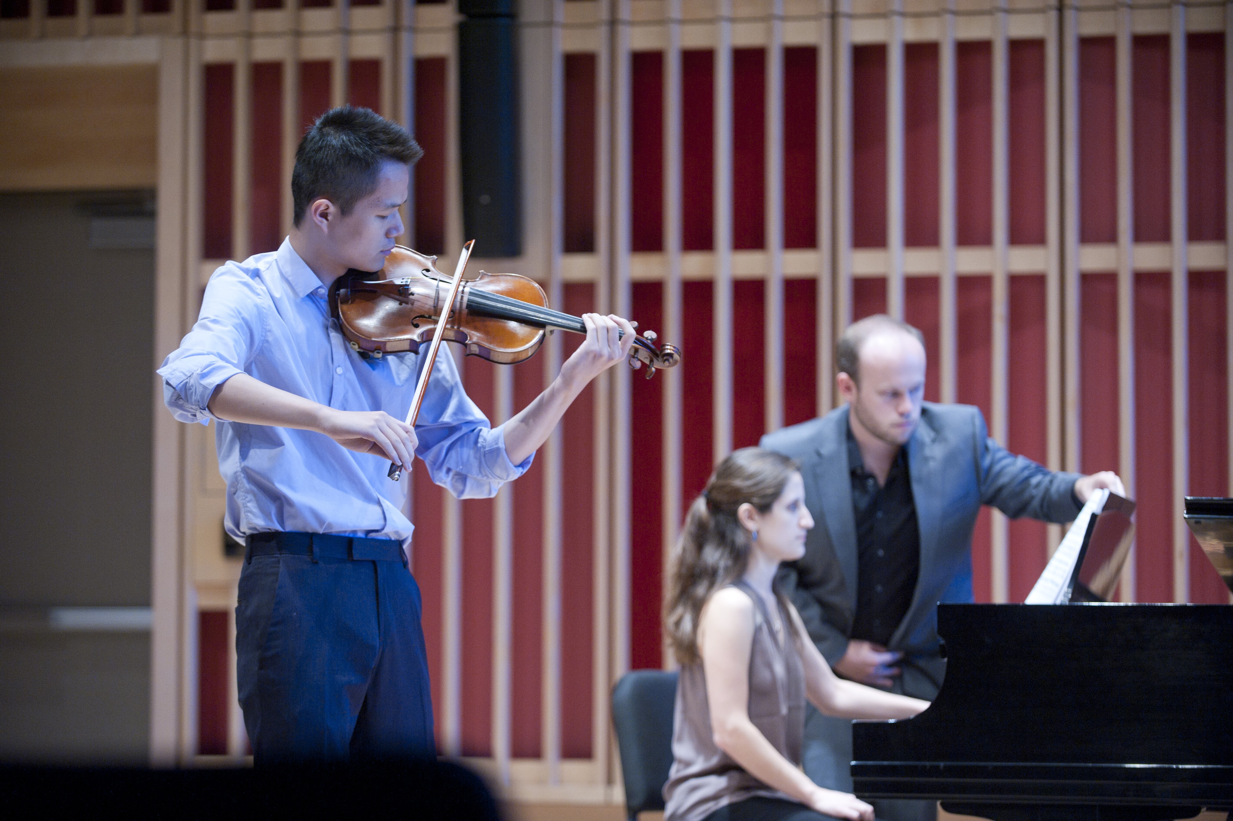 Noon Concert: Works for Piano, Violin, and Voice by Chopin, J.S. Bach, Sibelius, and Charles Ives