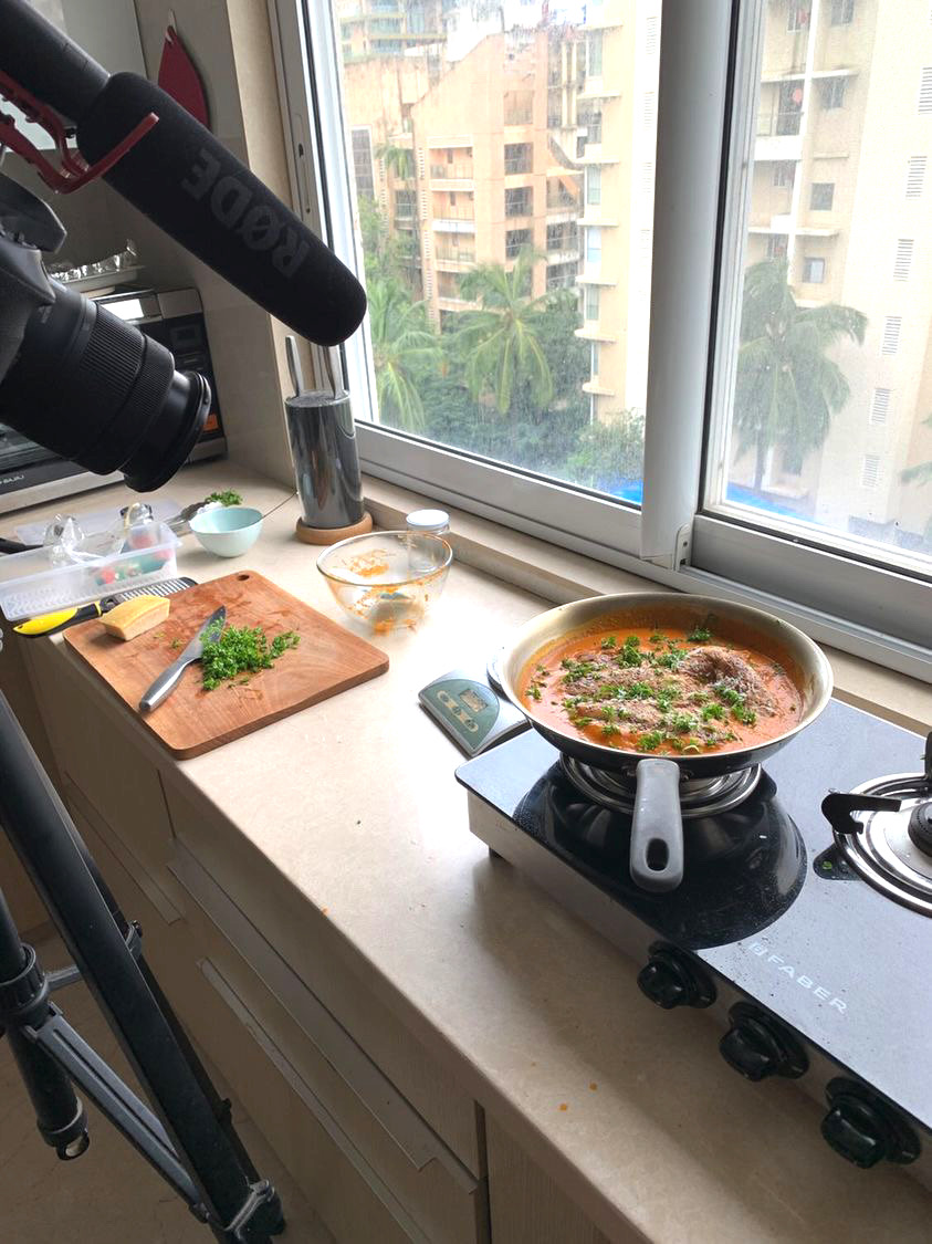 Digital Housewives: How Indian Households are Producing&nbsp;the Global Creator Economy