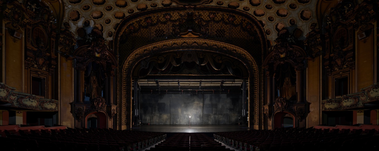 Visit https://ccs.bard.edu/museum/exhibitions/812-stan-douglas-ghostlight