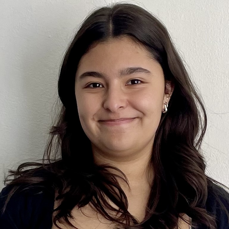 
Jacqueline L (she/her)