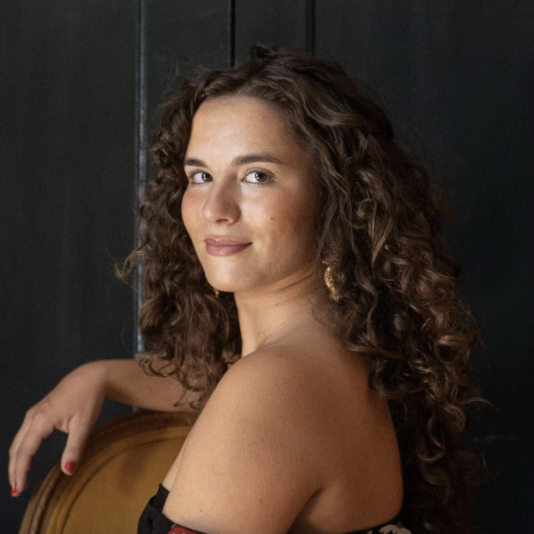 Leonor Vasconcelos &#39;27